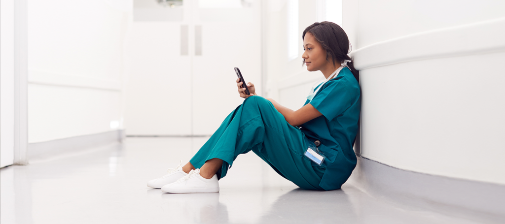 Reduce alarm fatigue to prevent burnout in nursing 4 blog 6 causes of nurse burnout blog header